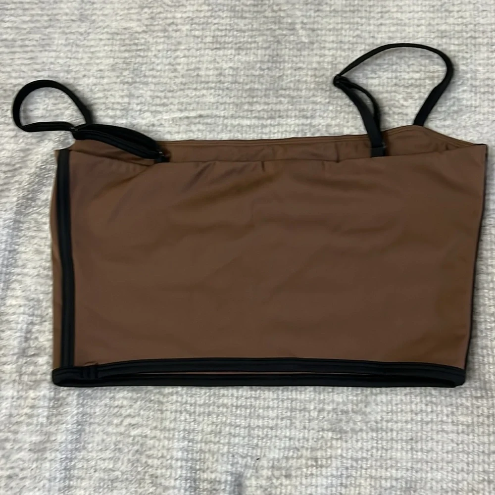 New Move With You Spaghetti Strap Square
Neck Sports Bra, Brown - Picture 8 of 8